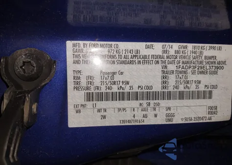 2014 Ford Focus Se z USA, uszkodzony, nr VIN 1FADP3F29EL373900